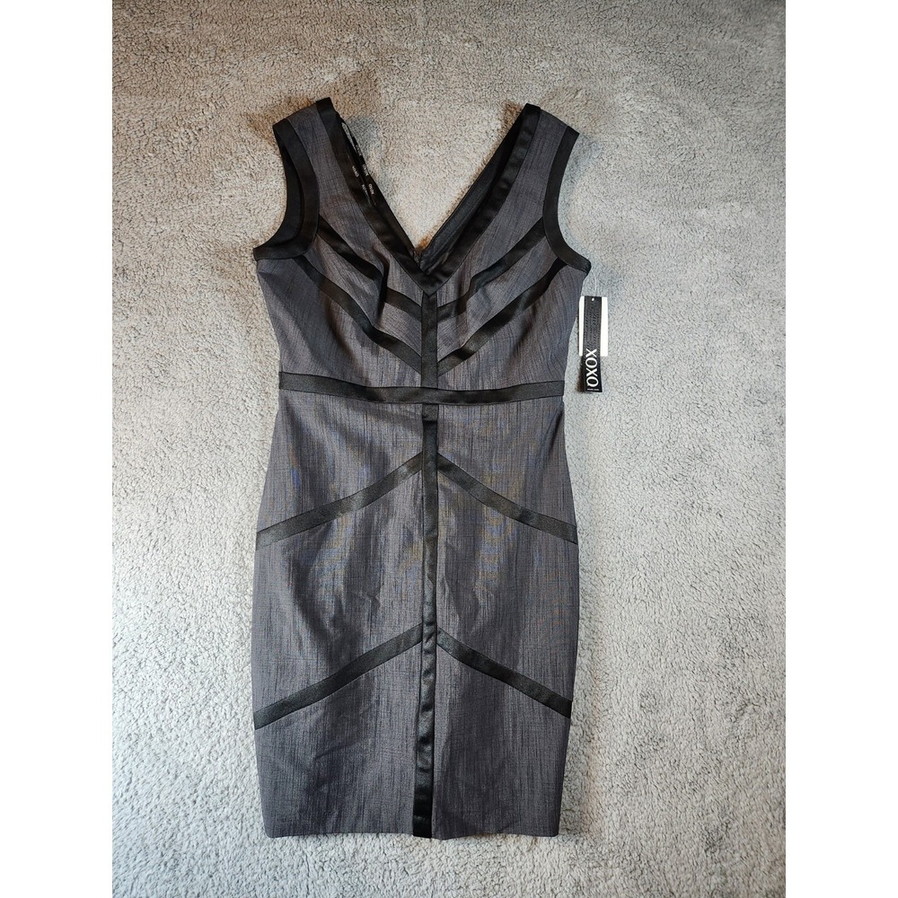 XOXO Bodycon Dress Grey &‎ Black Size 13/14 Party Business Causal Feminine NWT